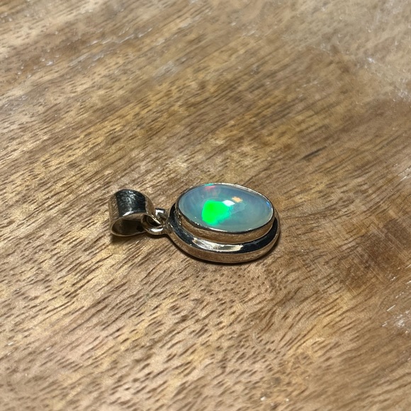 Natural Ethiopian Opal 925 Sterling Silver Pendant - Picture 7 of 15